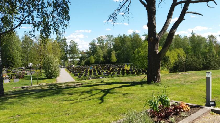 Pietarsaaren hautausmaa